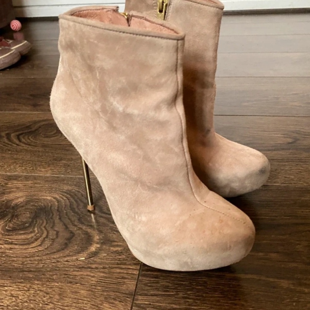 River Island Beige Suede Stiletto Boots